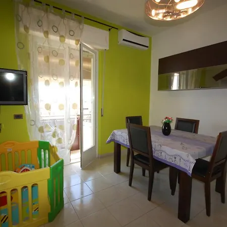 Con Vista A Venturina Daire